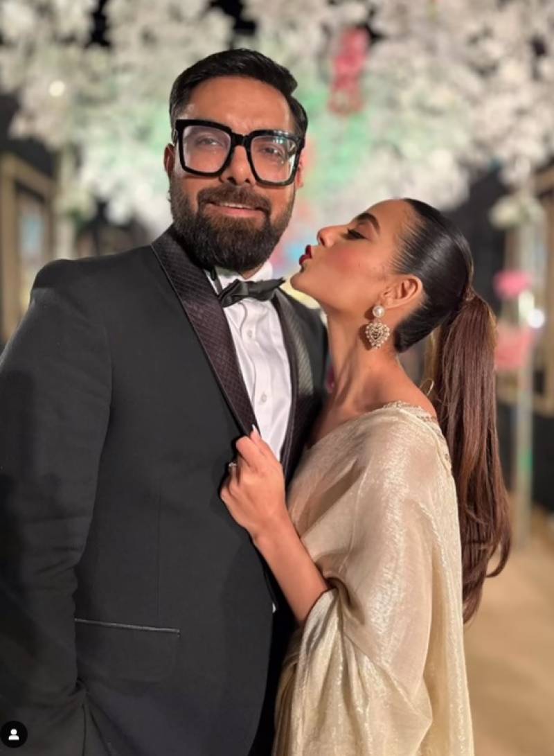 Iqra Aziz And Yasir Hussains Romantic Photos Goes Viral