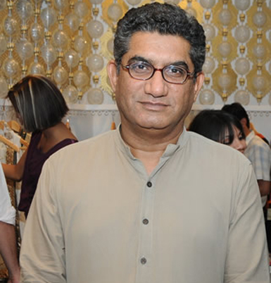 Khawar Riaz